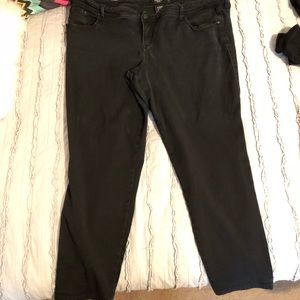 Black Torrid Skinny Jeans Size 26